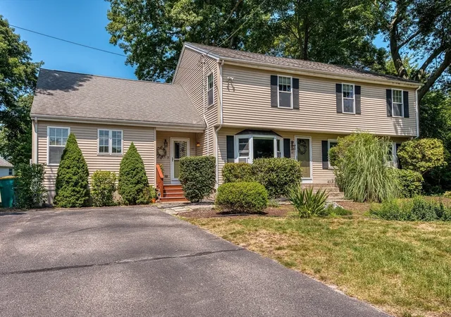1st image of 77 Oakcrest Dr, North Attleboro, MA 02760 | MLS# 73563650