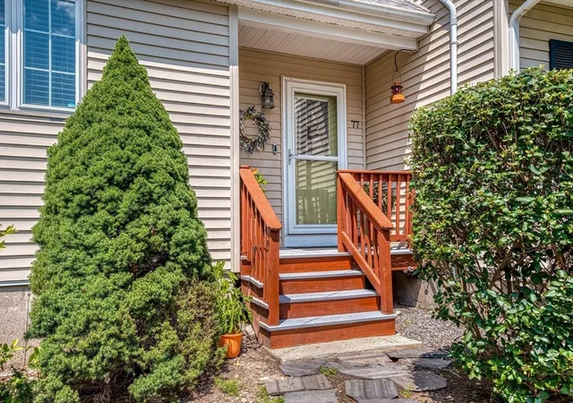 2nd image of 77 Oakcrest Dr, North Attleboro, MA 02760 | MLS# 73563650