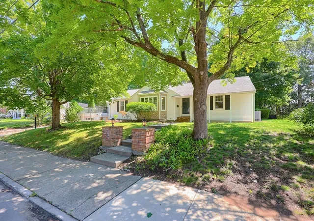 2nd image of 20 Tondreau Ave, Attleboro, MA 02703 | MLS# 73559878