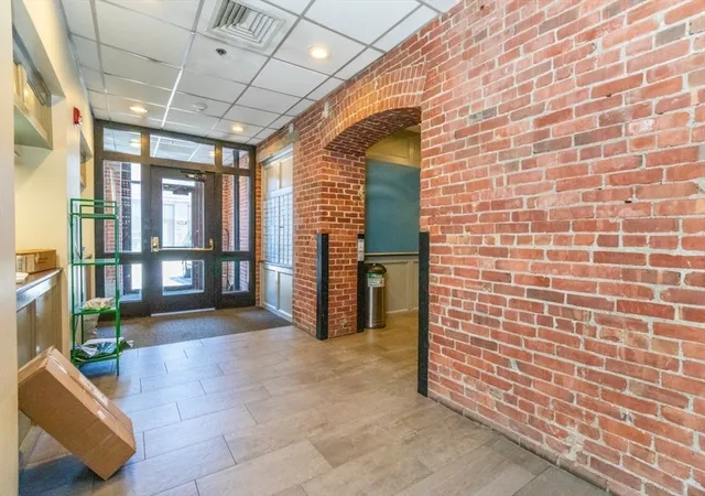 Homes for sale in Boston, MA | 320 W 2nd St, Boston, MA 02127 | Houzeo
