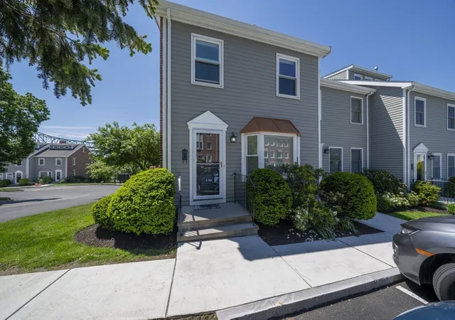 1st image of 26 Breakwater Dr #26, Chelsea, MA 02150 | MLS# 73525391