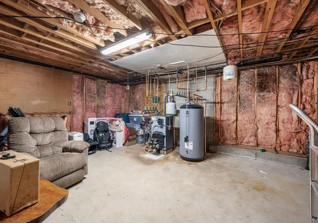 42nd image of 10 Grandview Rd, Reading, MA 01867 | MLS# 73537665
