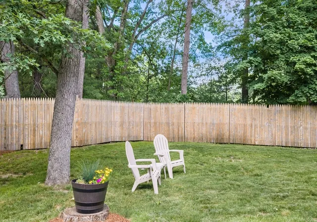 5th image of 10 Grandview Rd, Reading, MA 01867 | MLS# 73537665