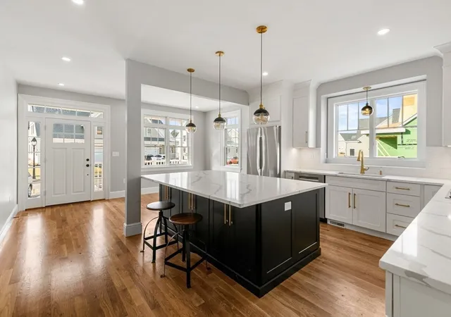 5th image of 9 Adams Lane #9, Sherborn, MA 01770 | MLS# 73502170