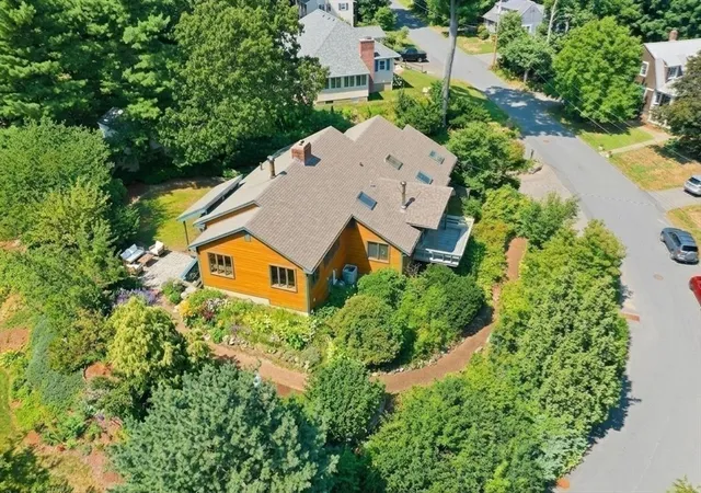 2nd image of 19 Curve Street, Wakefield, MA 01880 | MLS# 73567717
