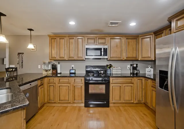 Photo 3 of Sale Pending at 1075 Main St, Agawam, MA 01001 | MLS# 73557840 | Listing updated on 2026-09-09