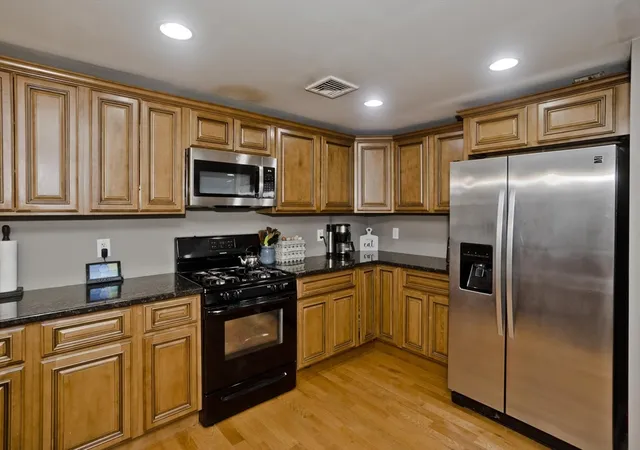 Photo 3 of Single family home for sale at 1075 Main St, Agawam, MA 01001 | MLS# 73557840 | Listing updated on 2026-10-10