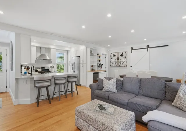 5th image of 19 Eliot St #2, Natick, MA 01760 | MLS# 73539014