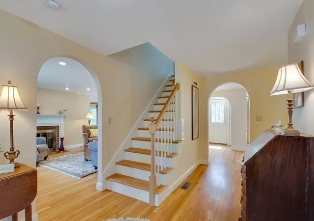 4th image of 132 Central St, North Reading, MA 01864 | MLS# 73559336