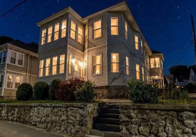 2nd image of 539 541 S Broadway, Lawrence, MA 01843 | MLS# 73525388