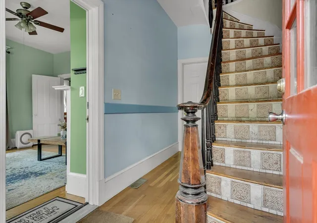 2nd image of 102 River St #2, Cambridge, MA 02139 | MLS# 73553361