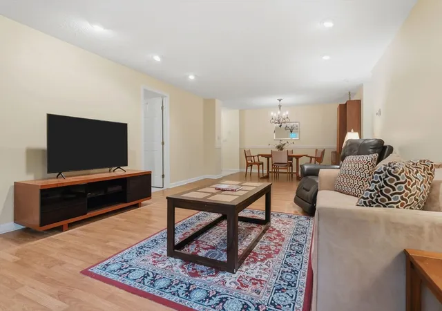 Homes for sale in Peabody, MA | 9 Ledgewood Way #22, Peabody, MA 01960 | MLS# 73546767