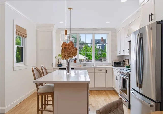 5th image of 68 Milk St, Newburyport, MA 01950 | MLS# 73546430