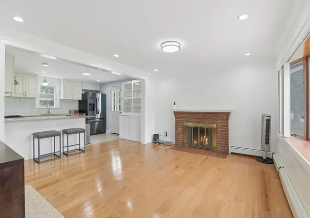 3rd image of 63 Dickerman Ln, Braintree, MA 02184 | MLS# 73567657