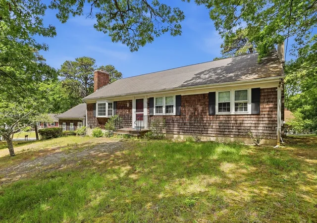 Homes for sale in Harwich, MA | 1 Aspen Rd, Harwich, MA 02645 | MLS# 73531749