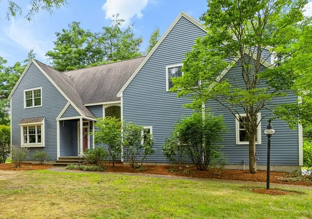 Photo 1 of Single family home for sale at 136 Davis Rd, Acton, MA 01720 | MLS# 73556547 | Listing updated on 2026-09-18
