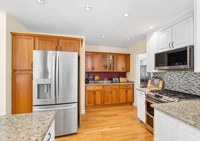 Photo 4 of Single family home for sale at 136 Davis Rd, Acton, MA 01720 | MLS# 73556547 | Listing updated on 2026-09-18