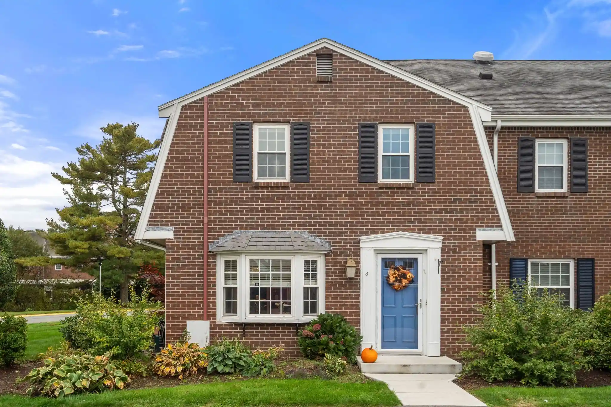 Condo for sale at 4 Jennifer Ln #4, Stoughton, MA 02072 | MLS# 73590767