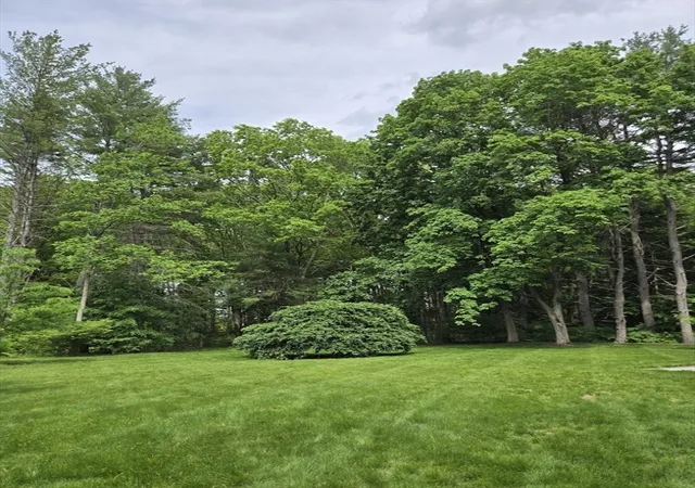 2nd image of 135 Williams Rd, Concord, MA 01742 | MLS# 73533283