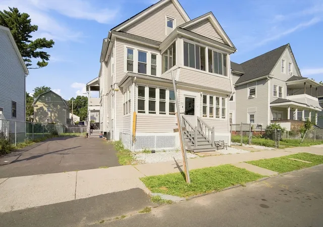 2nd image of 102 104 Cambridge St, Springfield, MA 01109 | MLS# 73553043