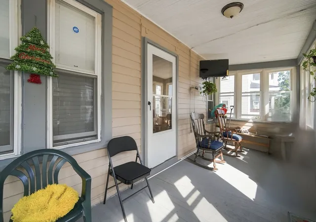 Listing Photo 4 - Condo for sale in building located at 102-104 Cambridge St, Springfield, MA 01109