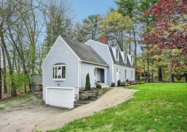 Homes for sale in North Reading, MA | 20 Crestwood Rd, North Reading, MA 01864 | MLS# 73518292