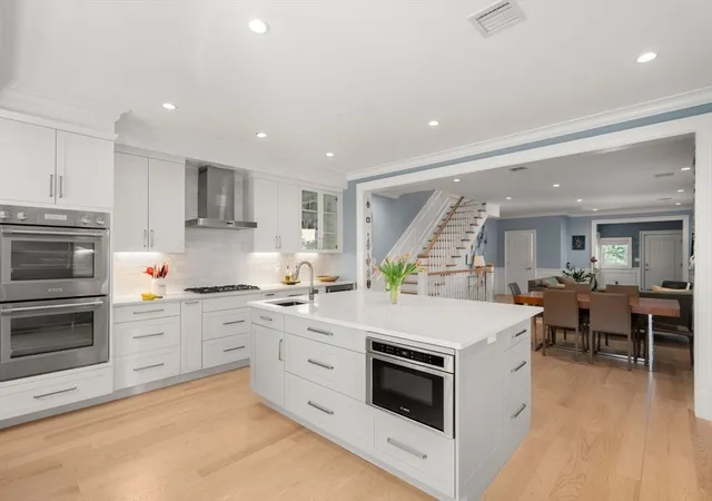 Photo 4 of Condo for sale at 90 Columbia #U90, Brookline, MA 02446 | MLS# 73508728 | Listing updated on 2026-10-01