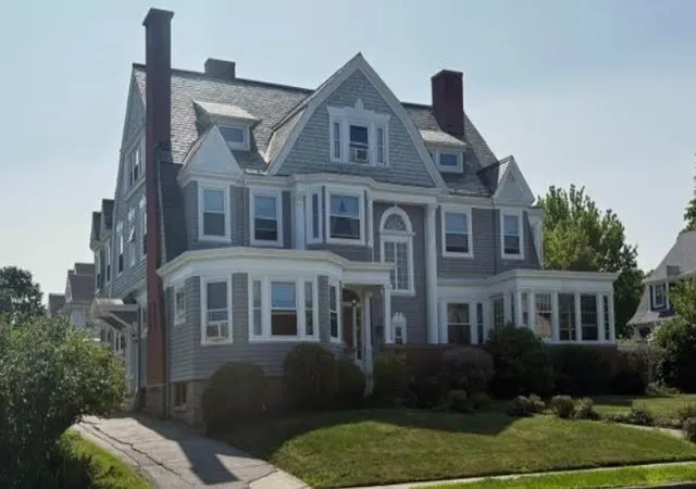 2nd image of 707 Highland Ave, Fall River, MA 02720 | MLS# 73551999