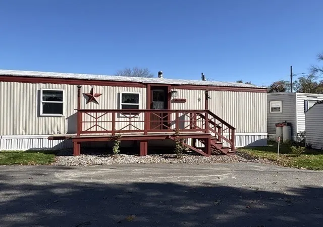 1st image of 557 Southwest Cutoff #17, Worcester, MA 01607 | MLS# 73561153