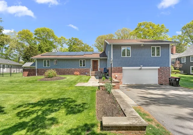 1st image of 59 Briarcliff Rd, Brockton, MA 02301 | MLS# 73522200