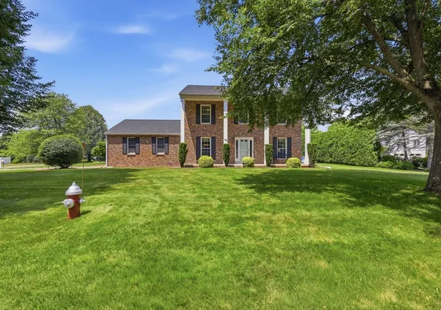 2nd image of 33 Kimberly Dr, South Hadley, MA 01075 | MLS# 73548551
