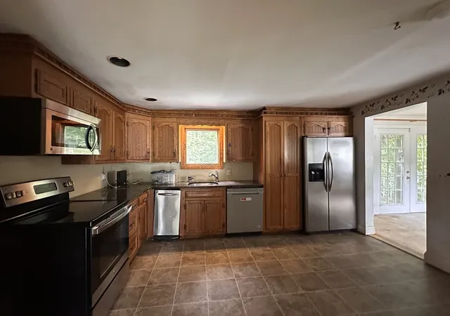 Photo 3 of Sale Pending at 4 Windsor St, Chelmsford, MA 01824 | MLS# 73560084 | Listing updated on 2026-09-18