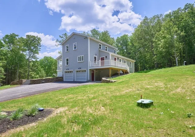 Homes for sale in Dudley, MA | 128 Old Southbridge Rd, Dudley, MA 01571 | MLS# 73397574