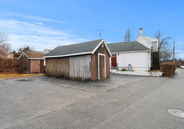 2nd image of 591 N Main St, Randolph, MA 02368 | MLS# 73343885