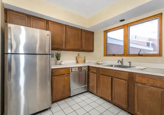 Homes for sale in Stoughton, MA | 52 Rosewood Dr #52, Stoughton, MA 02072 | MLS# 73492405