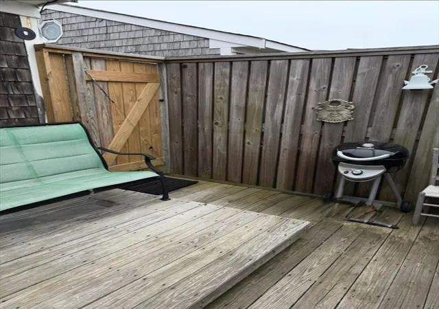 3rd image of 887 Commercial St #1, Provincetown, MA 02657 | MLS# 73507091