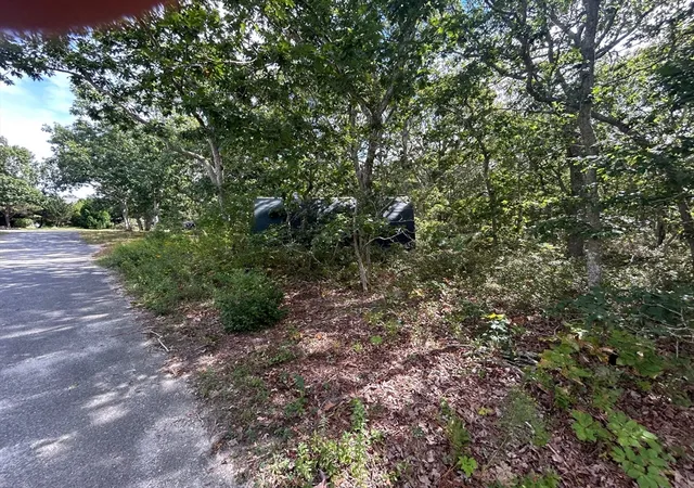 3rd image of 5 Candlemaker Circle, Edgartown, MA 02539 | MLS# 73516268
