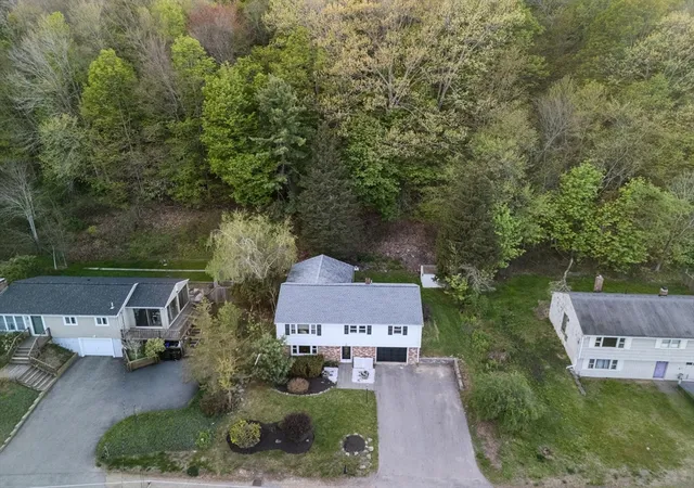 Homes for sale in Amesbury, MA | 88 Whitehall Rd, Amesbury, MA 01913 | MLS# 73518034