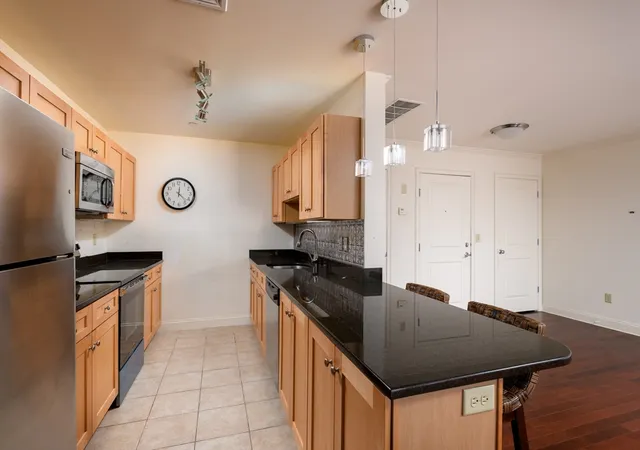 3rd image of 1818 Main St #110, Holden, MA 01520 | MLS# 73566895