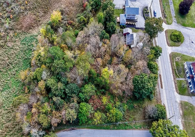 4th image of 223 Worcester Road, Sterling, MA 01564 | MLS# 73383570