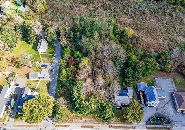 5th image of 223 Worcester Road, Sterling, MA 01564 | MLS# 73383570