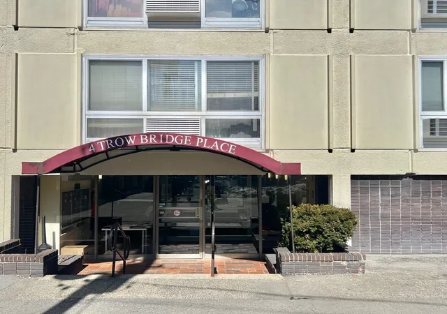 12th image of 4 Trowbridge Pl #3C, Cambridge, MA 02138 | MLS# 73558760