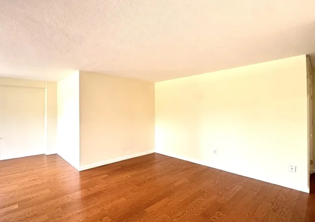 Listing Photo 5 - Condo for sale in building located at 145 Pinckney, Boston, MA 02114 - Unit #335