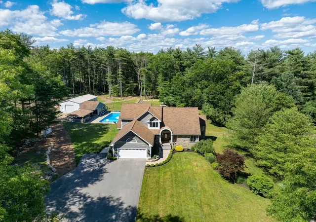 2nd image of 28 Gammons Rd, Acushnet, MA 02743 | MLS# 73538469