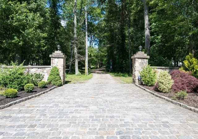 42nd image of 28 Gammons Rd, Acushnet, MA 02743 | MLS# 73538469