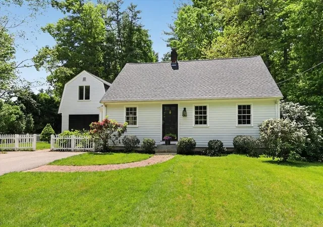 1st image of 178 Main Street, Hanover, MA 02339 | MLS# 73529671