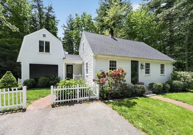 2nd image of 178 Main Street, Hanover, MA 02339 | MLS# 73529671