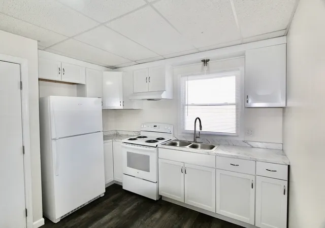3rd image of 36-38 Chester Street, Springfield, MA 01105 | MLS# 73561505