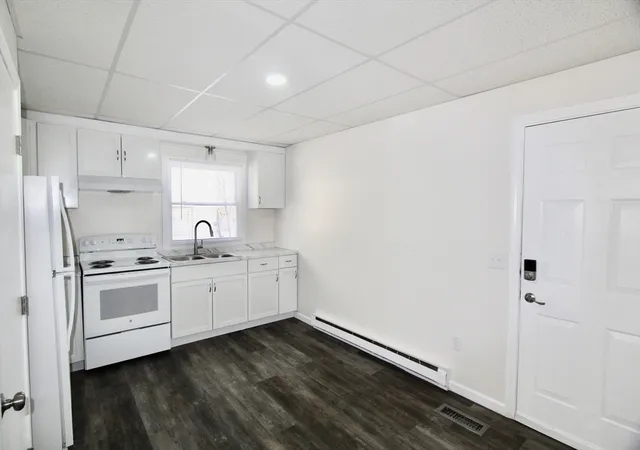 4th image of 36-38 Chester Street, Springfield, MA 01105 | MLS# 73561505