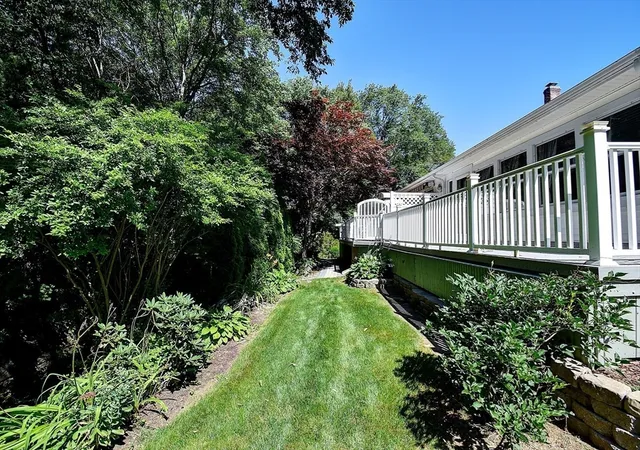 Listing Photo 5 - Condo for sale in building located at 647 Main St, Oxford, MA 01537 - Unit #A